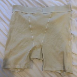 skims boxers - cream white size medium NWT